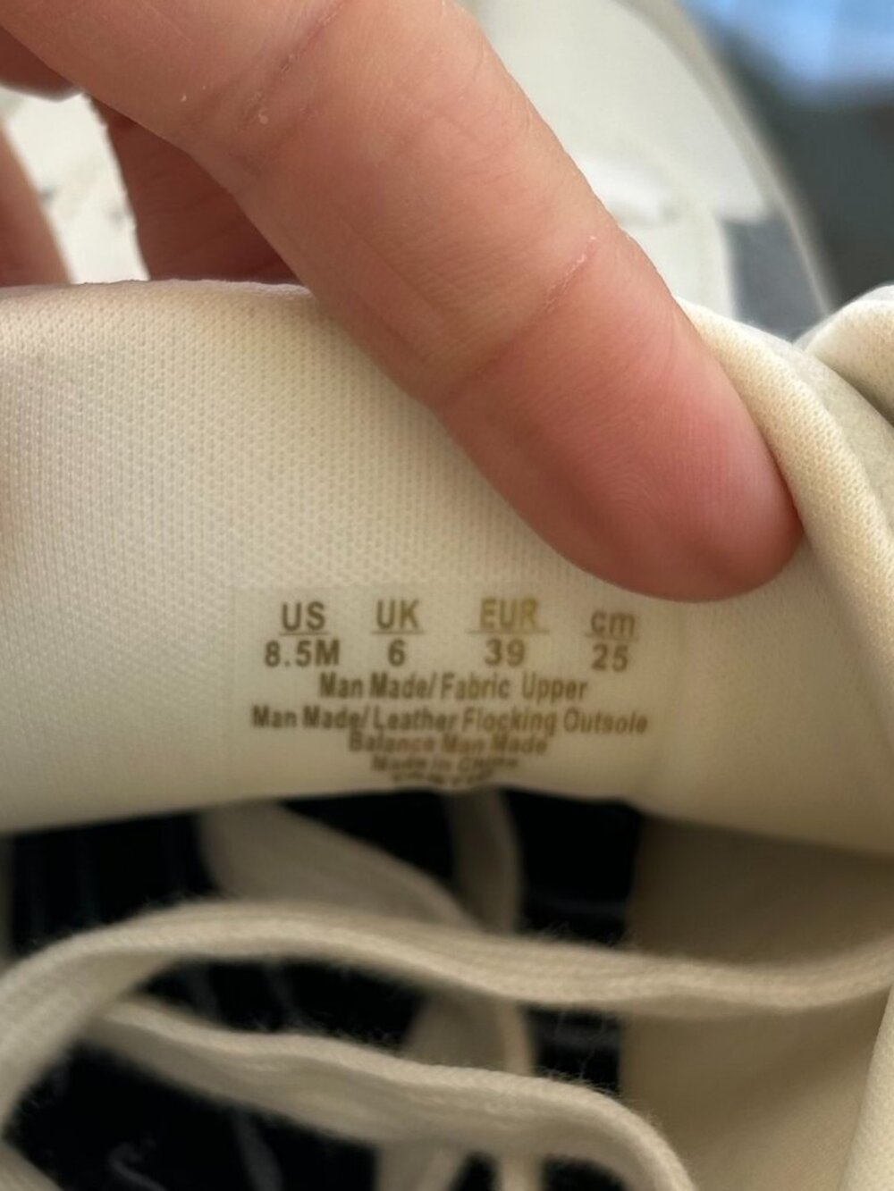 Womens Blowfish Malibu Cream and Gray Low-Top Sneakers SZ 8 1/2 New Never Worn - Picture 6 of 6